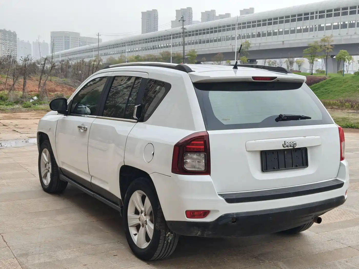 Jeep Compass (Import) 2015 2014 Facelift 2.0L 2WD Progressive Edition