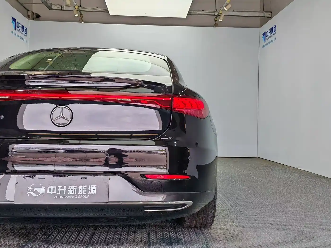 Mercedes-Benz EQS 2023 450+ Pioneer Edition фото 20