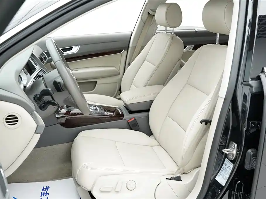 Audi A6L 2010 2.4L Technology фото 4