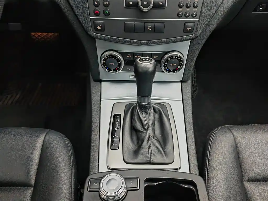 Mercedes-Benz C-Class (Import) 2010 C 200 CGI Estate фото 13