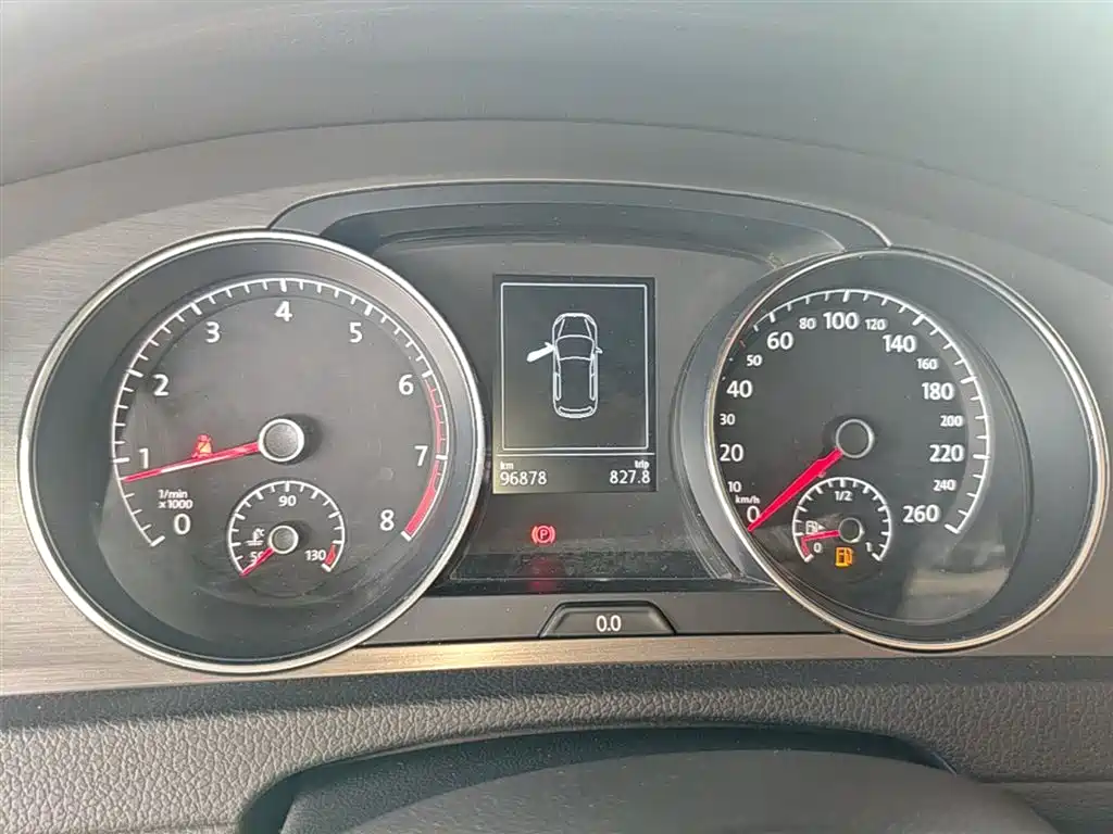 Volkswagen Golf 2015 1.4TSI Automatic Luxury фото 11