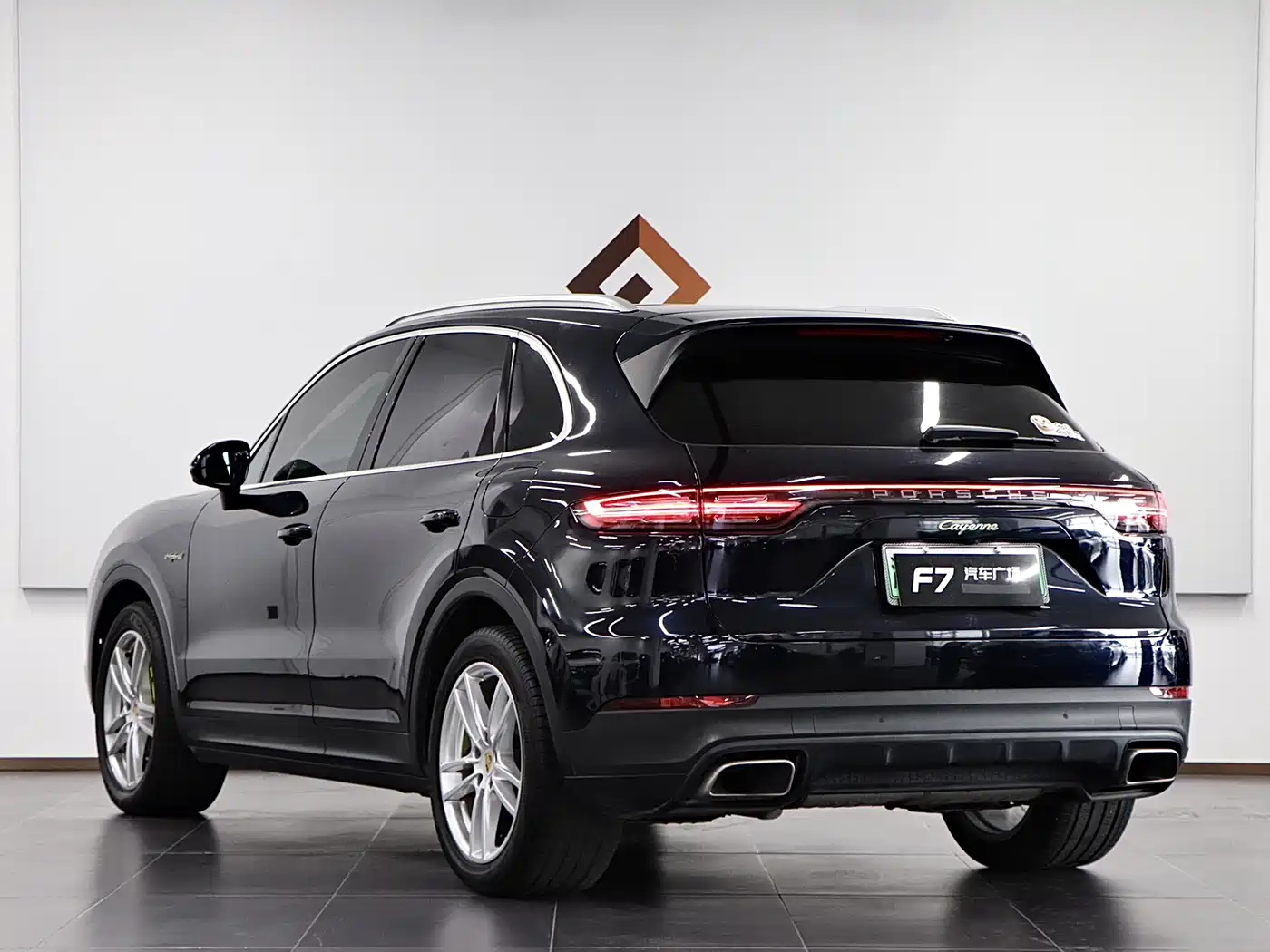 Porsche Cayenne New Energy 2021 Cayenne E-Hybrid 2.0T фото 4