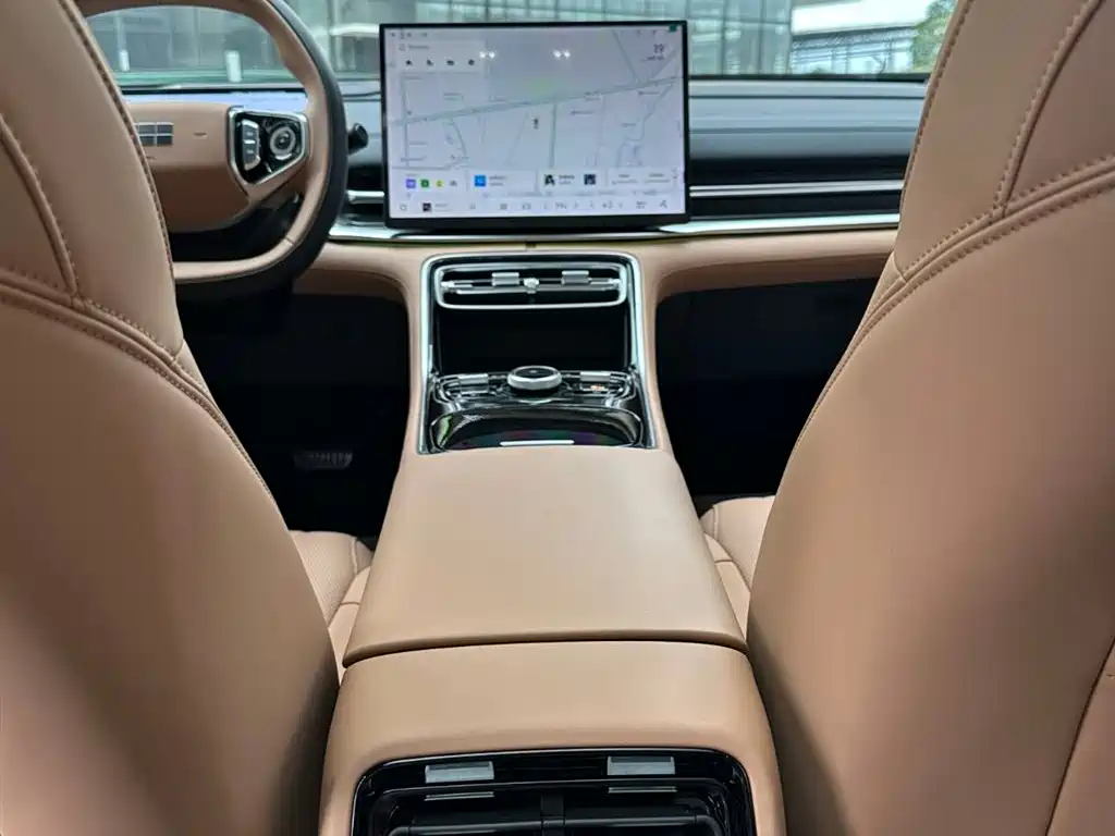 Geely Galaxy Galaxy A7 2025 EM-i фото 11