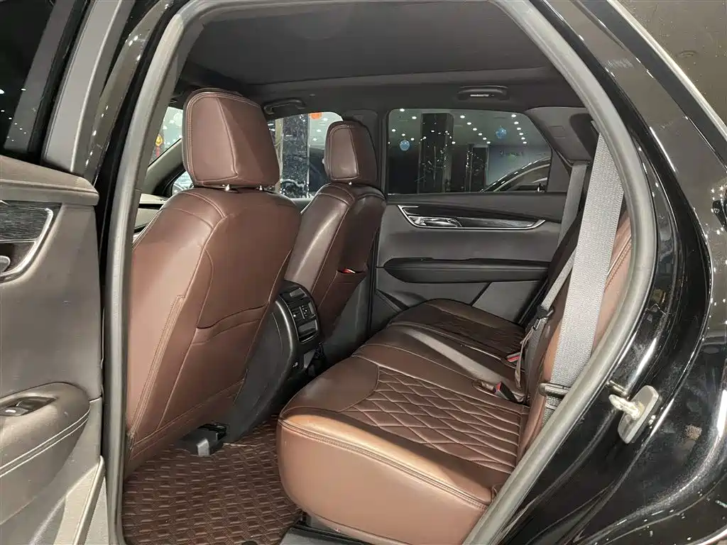 Cadillac XT5 2021 28T Luxury фото 6