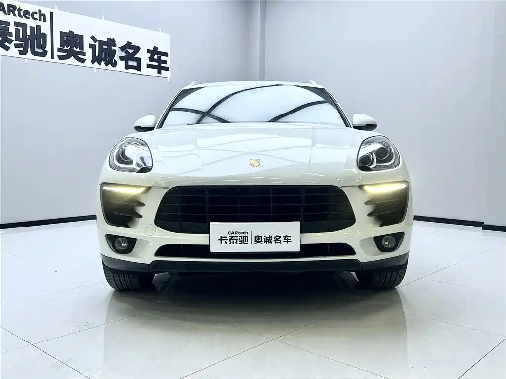 Porsche Macan 2017 Macan 2.0T фото 3