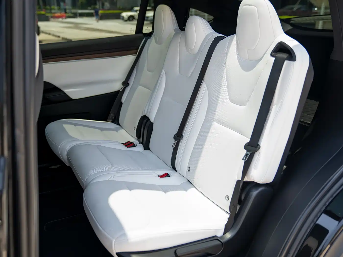 Tesla Model X 2023 Dual Motor All-Wheel Drive Edition фото 14