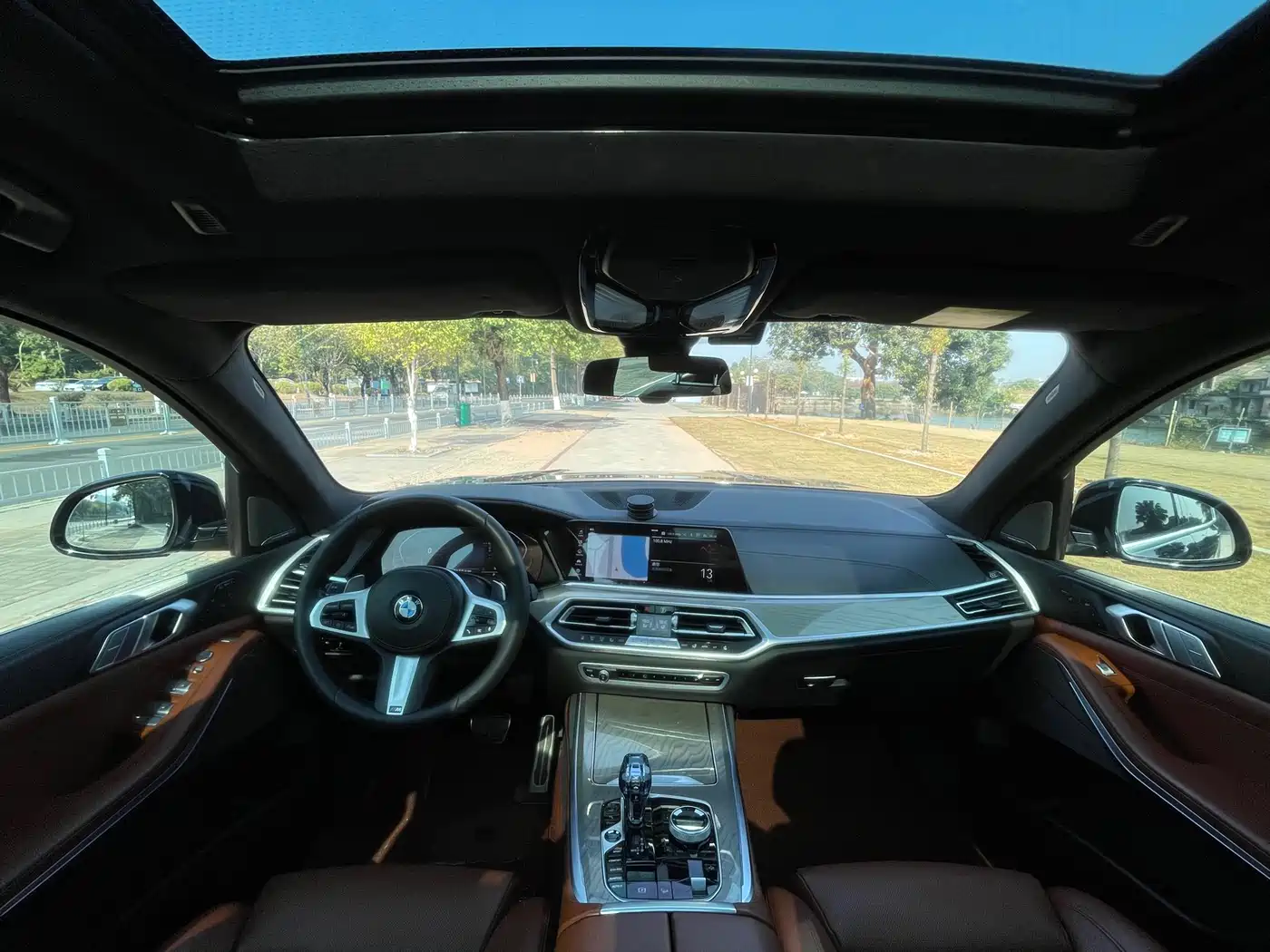 BMW X7 2022 xDrive40i Exclusive M Sport Package фото 13
