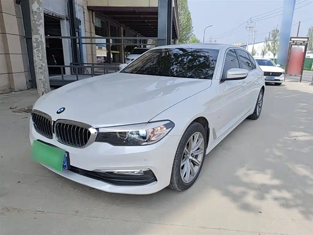 BMW 5 Series 2018 528Li Launch Special Edition фото 2