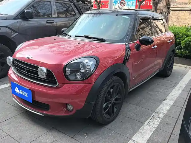 MINI COUNTRYMAN