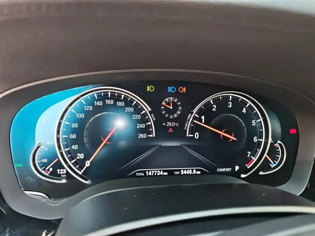 BMW 5 Series 2018 530Li Leading Luxury Package фото 8