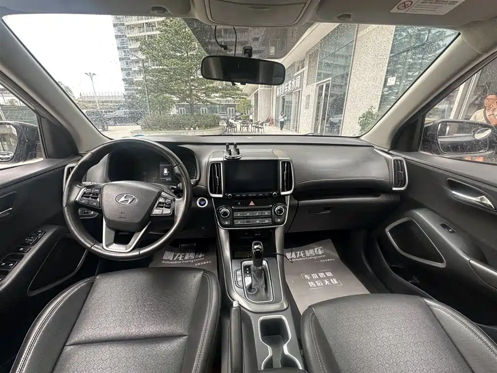 Hyundai Beijing Hyundai ix35 2019 2.0L Automatic 2WD Zhiyong·Enjoy China V фото 5