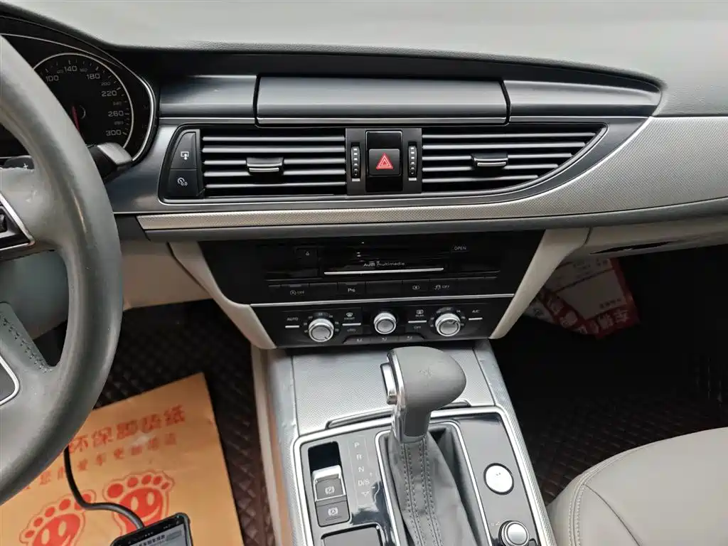 Audi A6L 2014 TFSI Standard фото 13