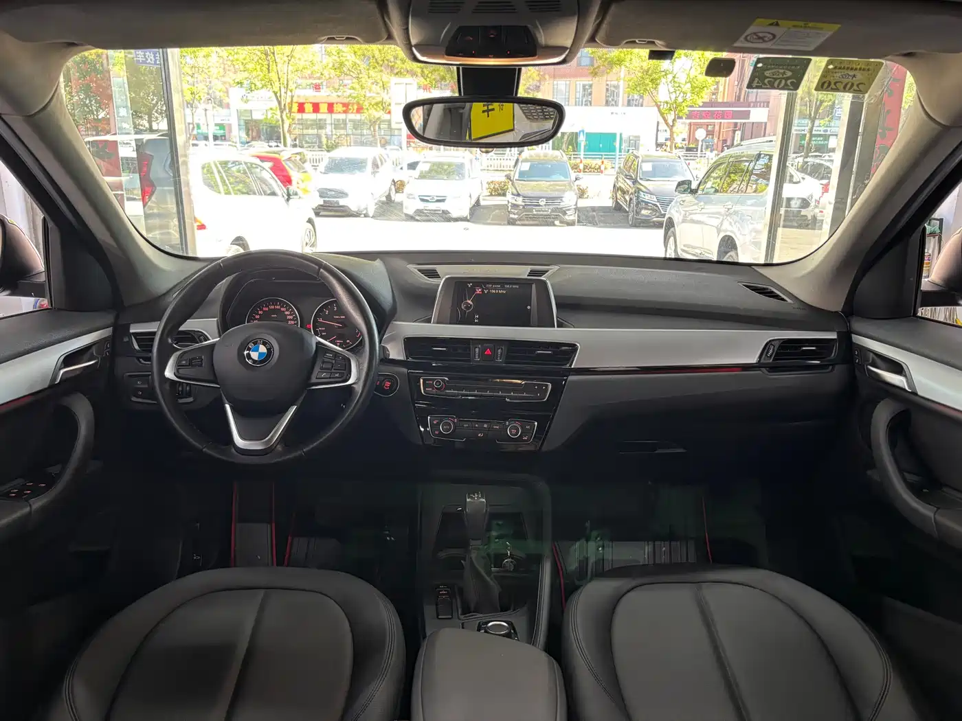 BMW X1 2016 sDrive18Li Fashion Model фото 9