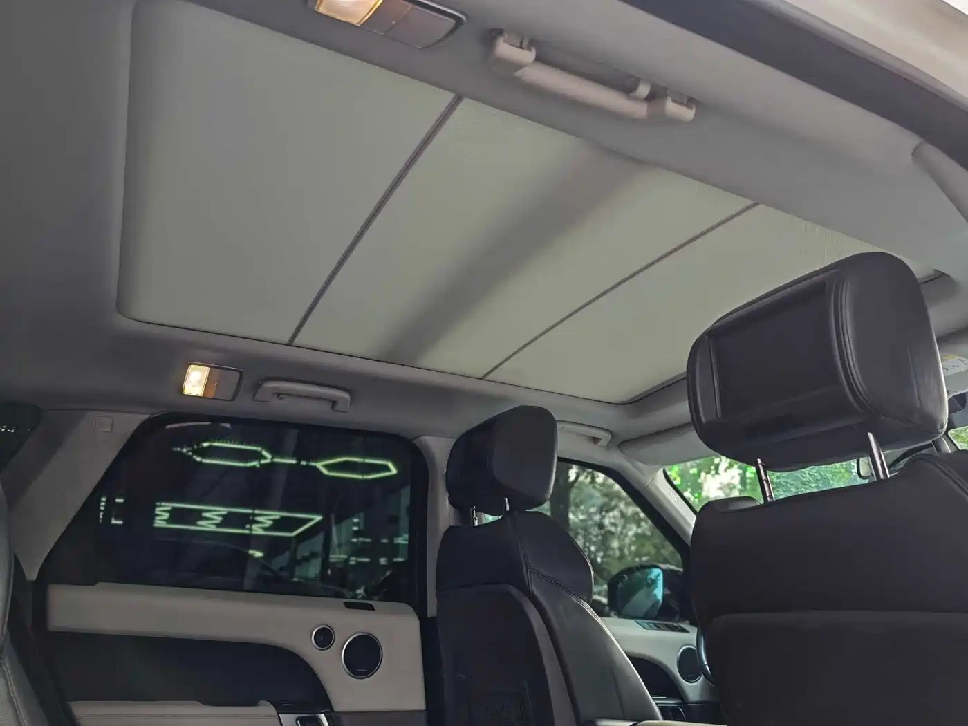Photo 27 - Land Rover Range Rover Sport