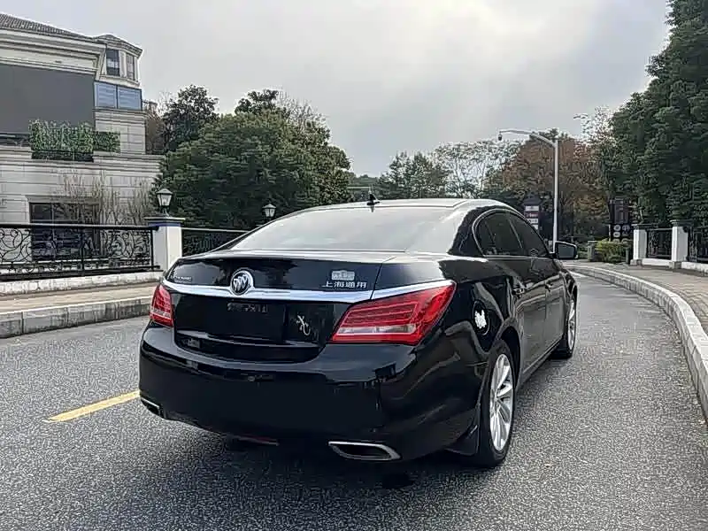 Buick LaCrosse 2013 2.4L SIDI Luxury Comfort фото 7