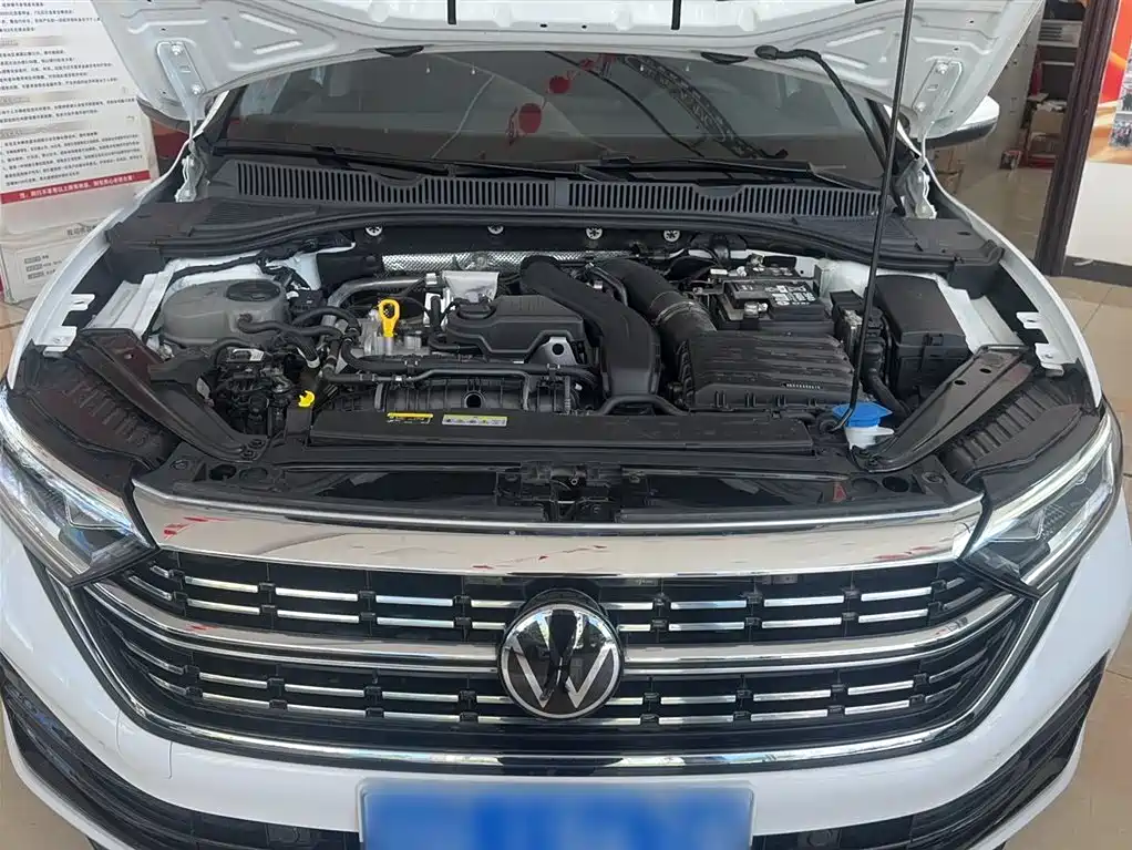 Volkswagen Sagitar 2023 300TSI DSG Surpassing Edition фото 18