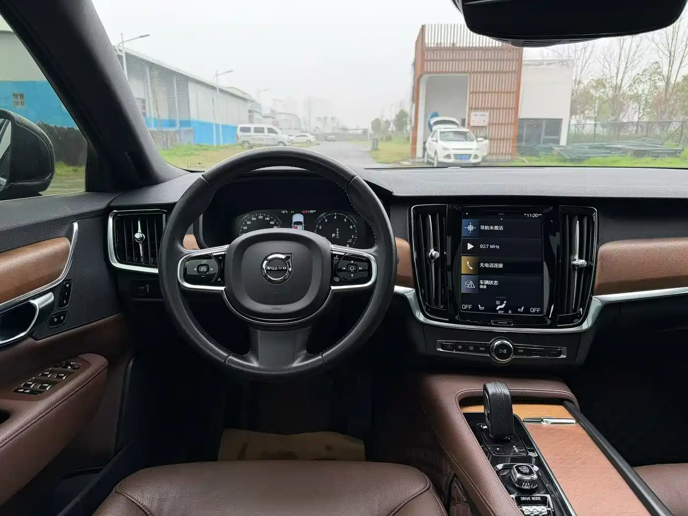 VOLVO S90