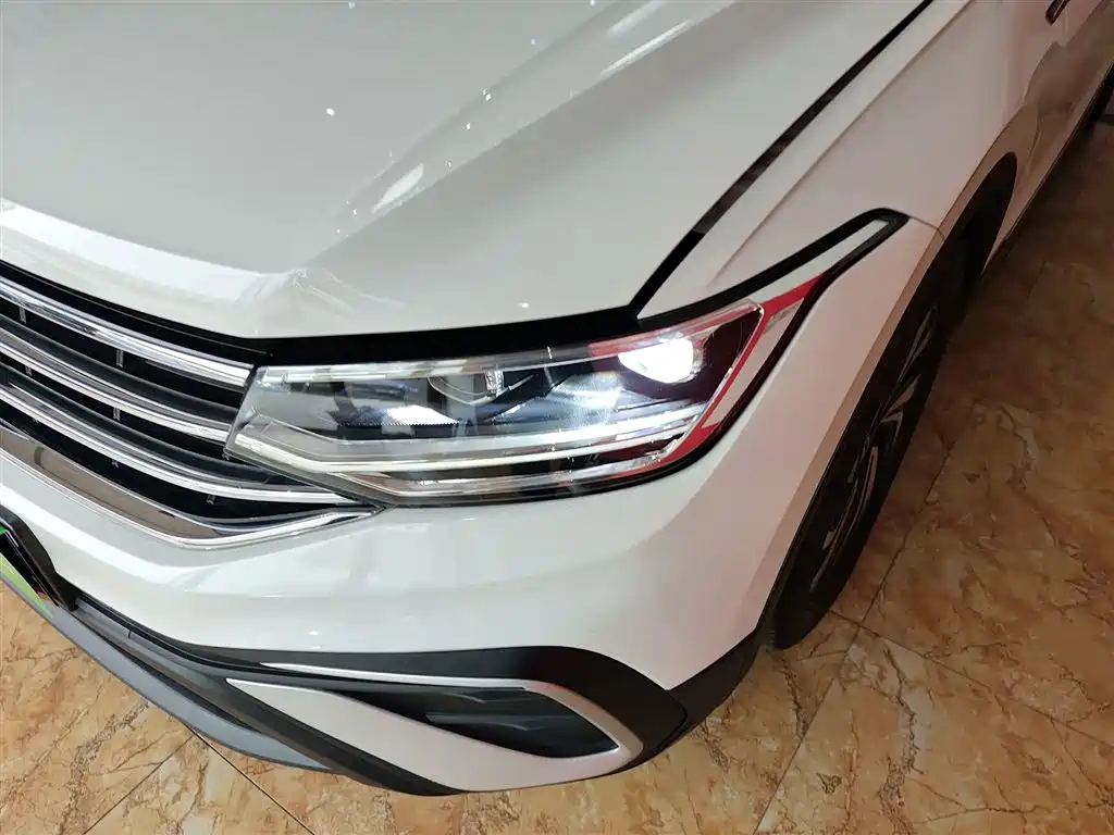 Volkswagen Tiguan L 2022 330TSI Automatic 2WD Smart Edition фото 18