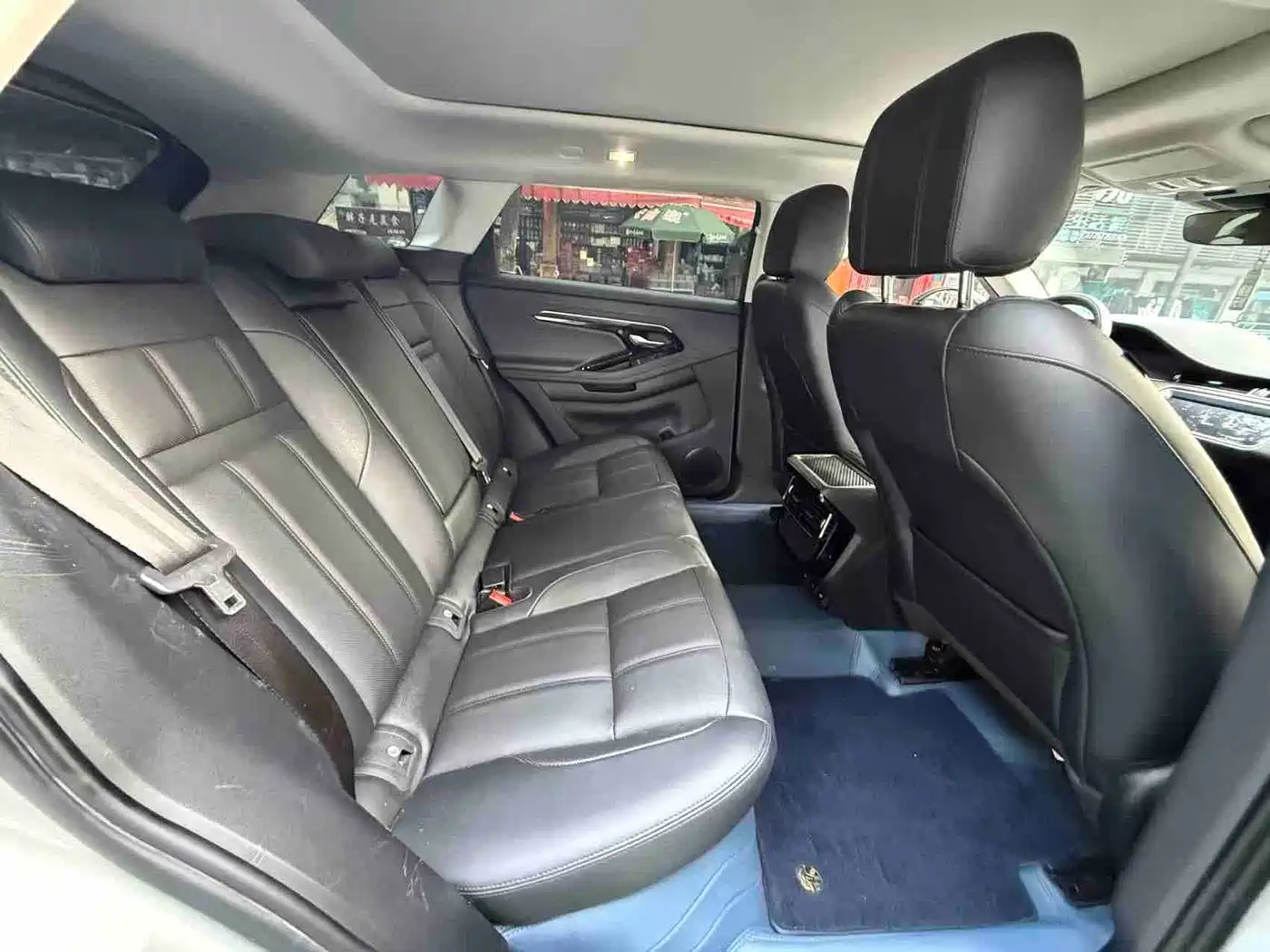 Land Rover Range Rover Evoque 2023 Range Rover Evoque L 200PS Elite Edition фото 7