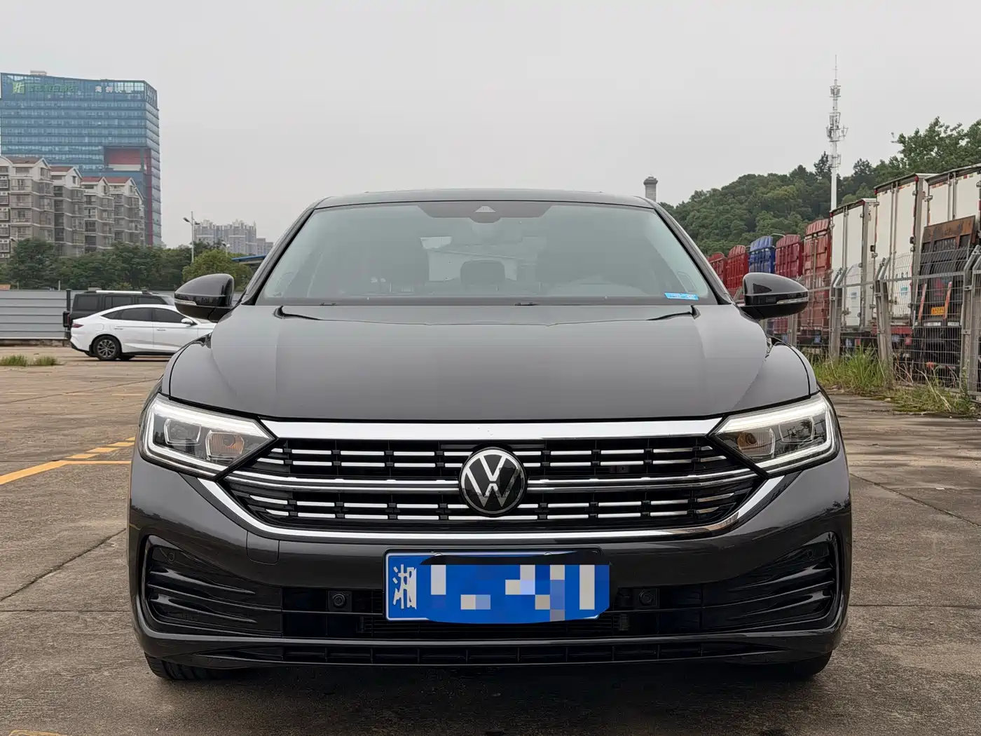 Volkswagen Sagitar 2023 300TSI DSG Surpassing Edition фото 8