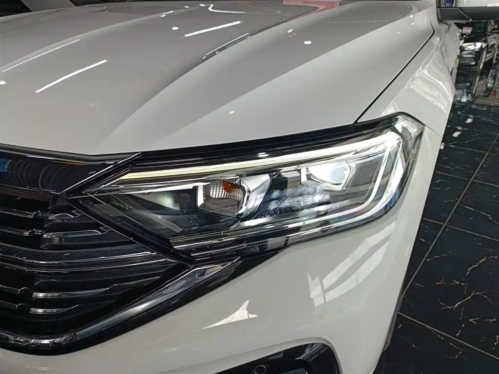 Volkswagen Sagitar 2023 280TSI DSG Beyond Lite фото 24