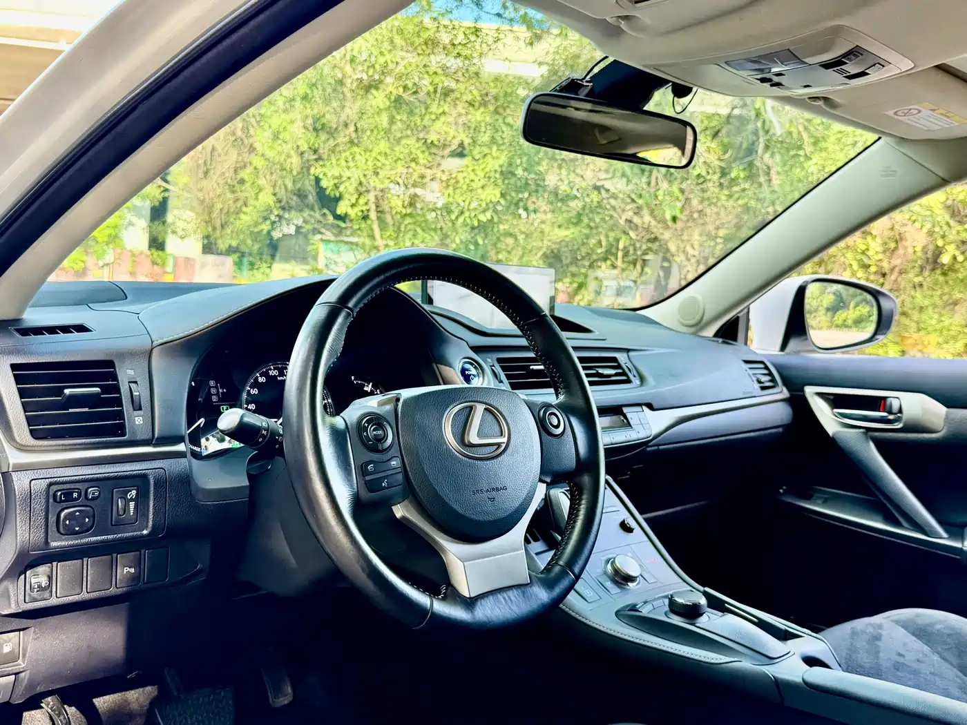 Lexus CT 2014 CT200h Comfort Monochrome фото 9
