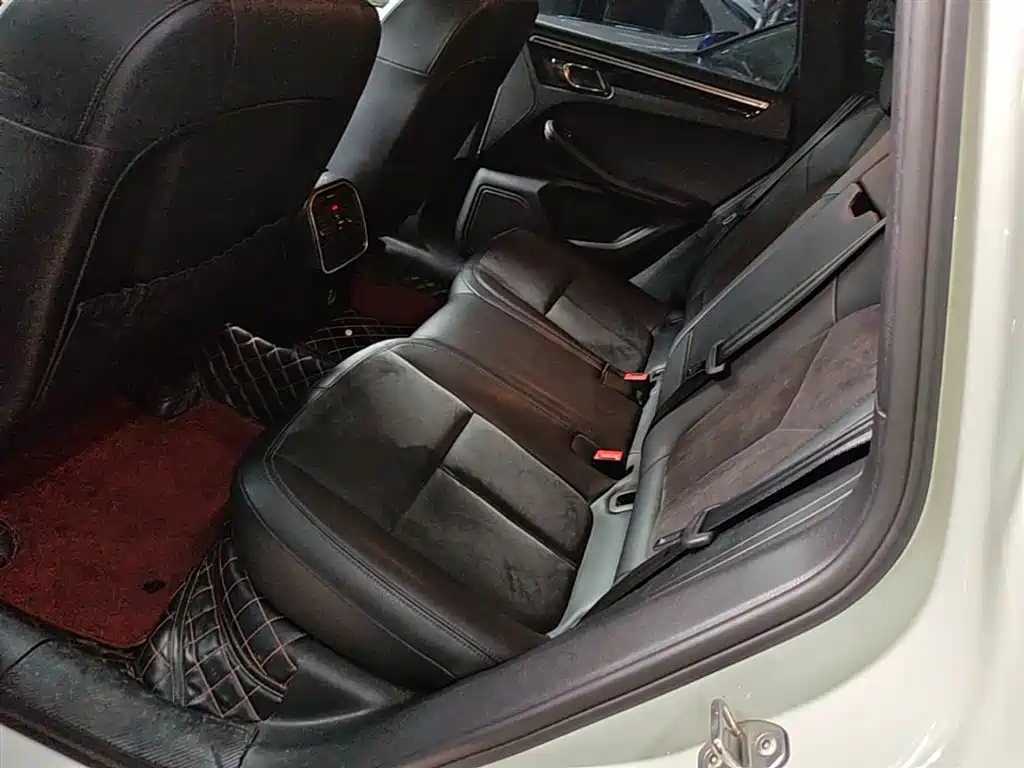 Porsche Macan 2017 Macan S 3.0T фото 16