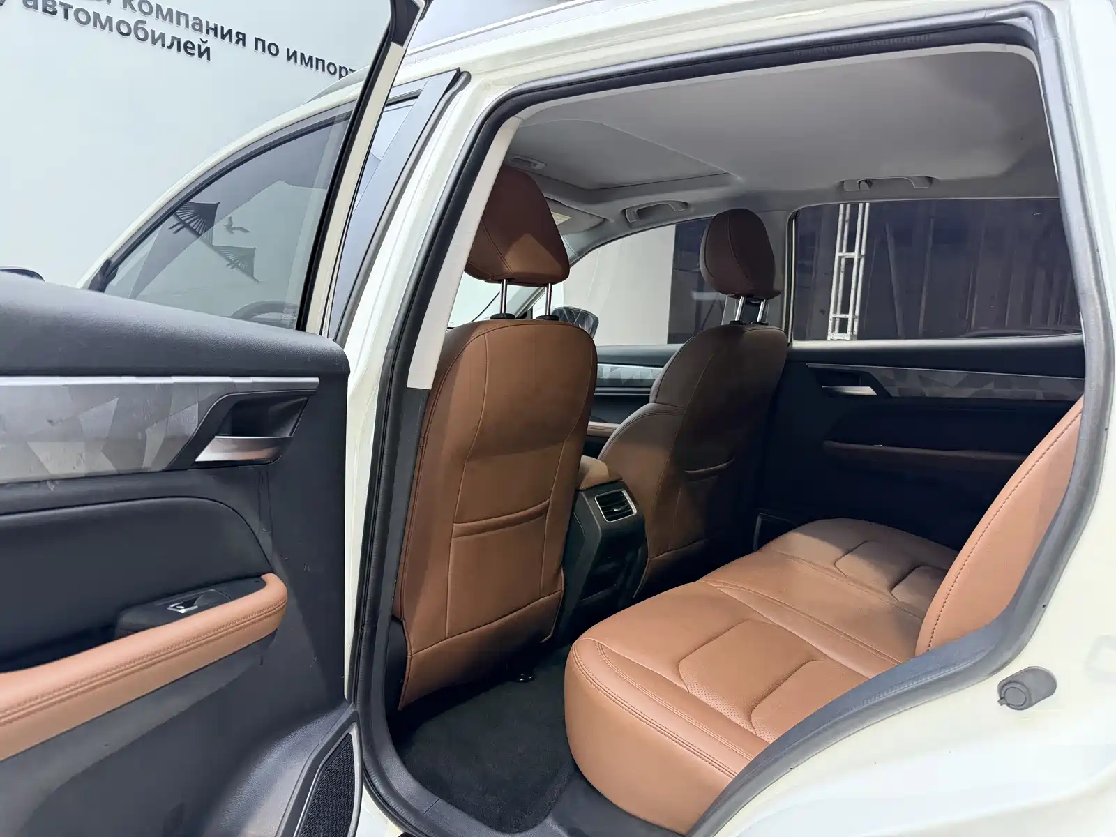 صورة 23 - Geely Emgrand X6