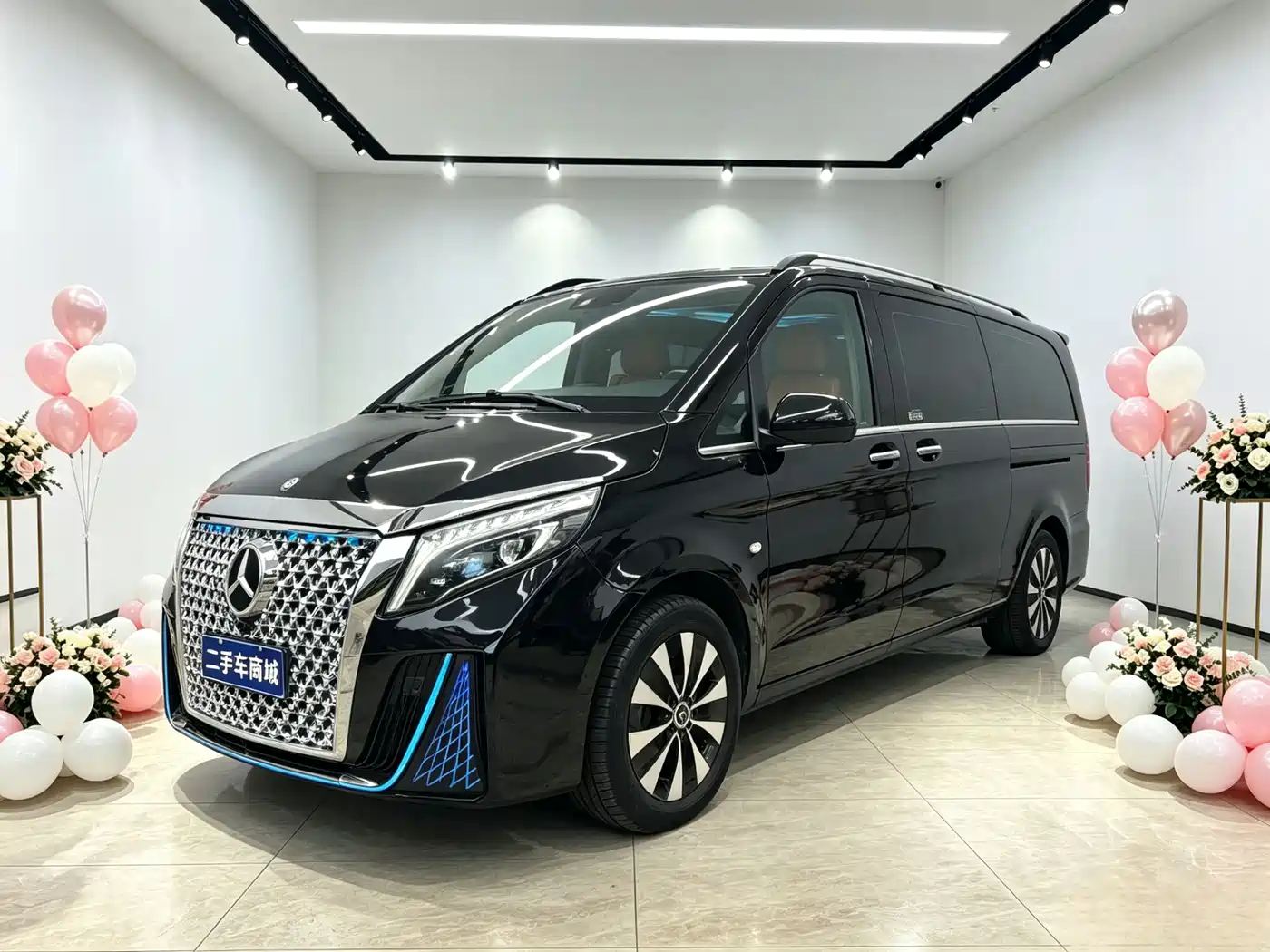 Mercedes-Benz Vito 2021 2.0T Business Edition 7-seater фото 3