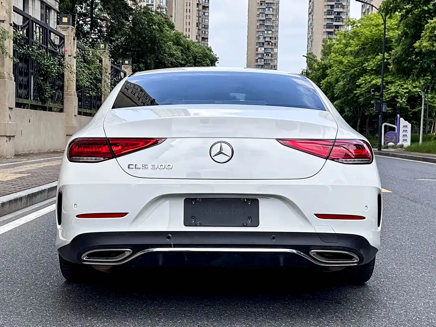 Mercedes-Benz CLS 2023 Model CLS 300 Sport Version фото 5
