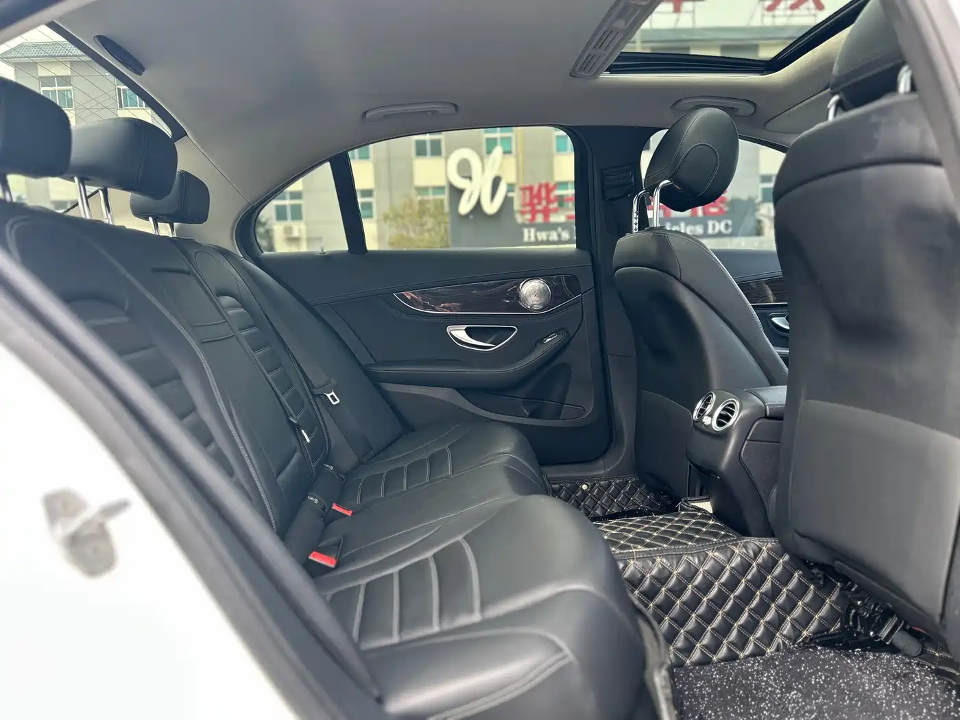 Mercedes-Benz C-Class 2016 C 180 L Sport фото 20