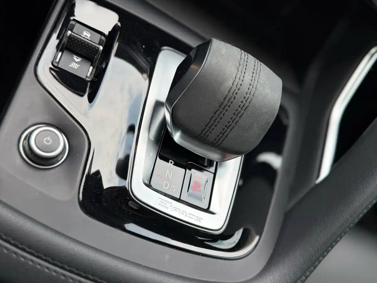 Photo 13 - Jaguar E-PACE