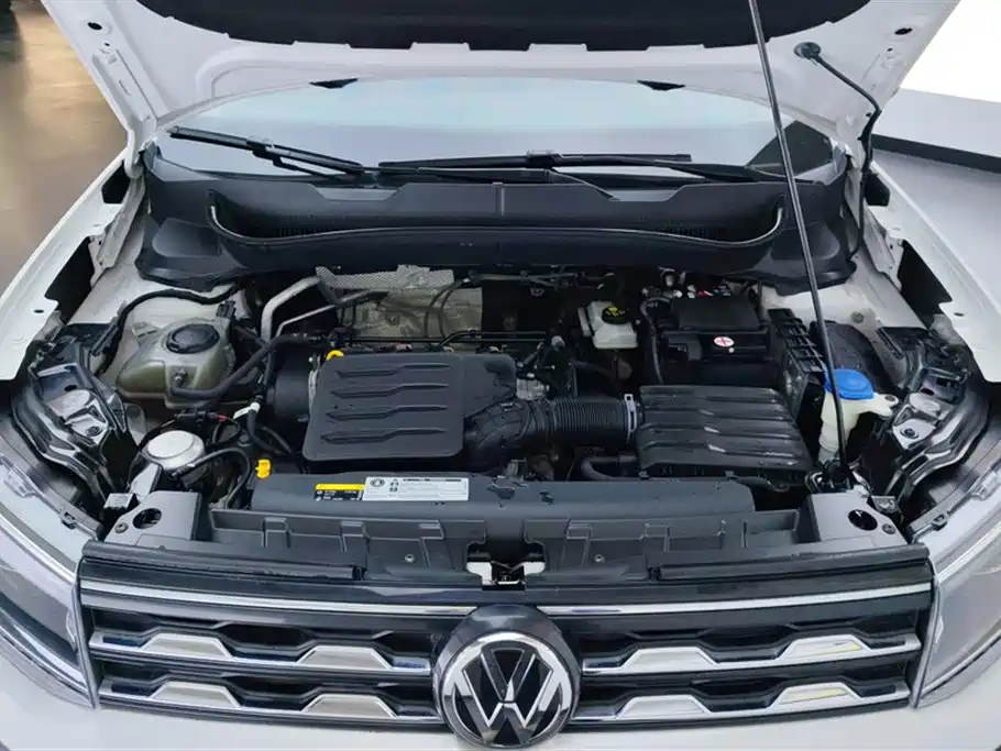 Volkswagen T-Cross 2019 1.5L Automatic Comfort Edition фото 10