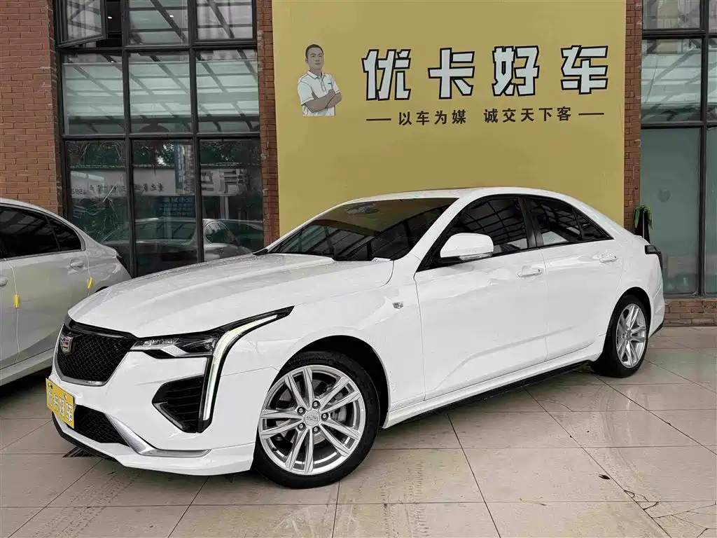 Cadillac CT4 2020 28T Fashion Edition