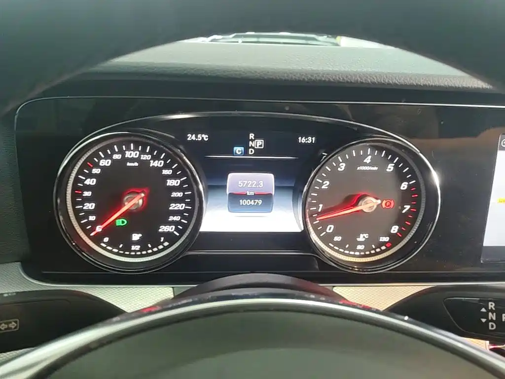 Mercedes-Benz E-Class 2017 E 200 Sport фото 12