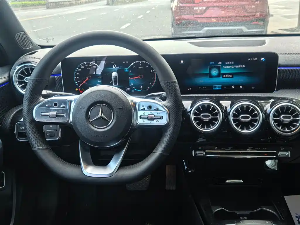 Mercedes-Benz A-Class 2020 A 200 L Sport Sedan фото 4