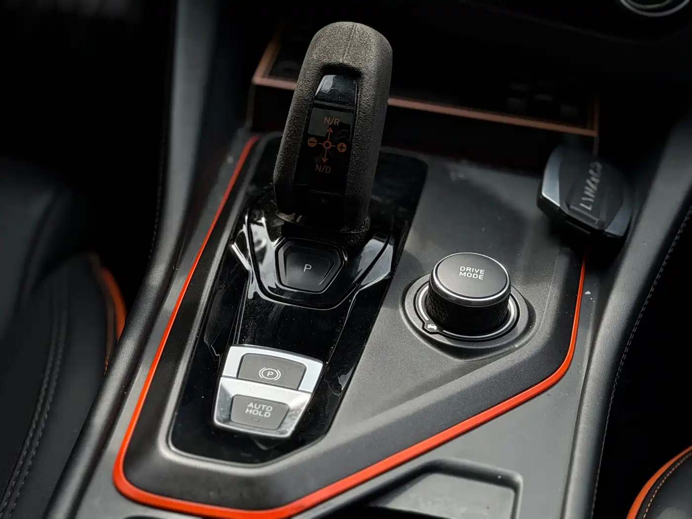 Photo 13 - Lynk & Co 02 Hatchback