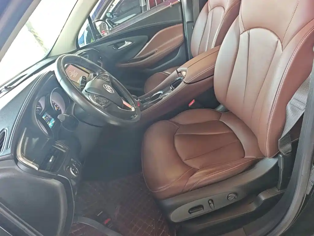 Фото 11 - Buick Envision Plus