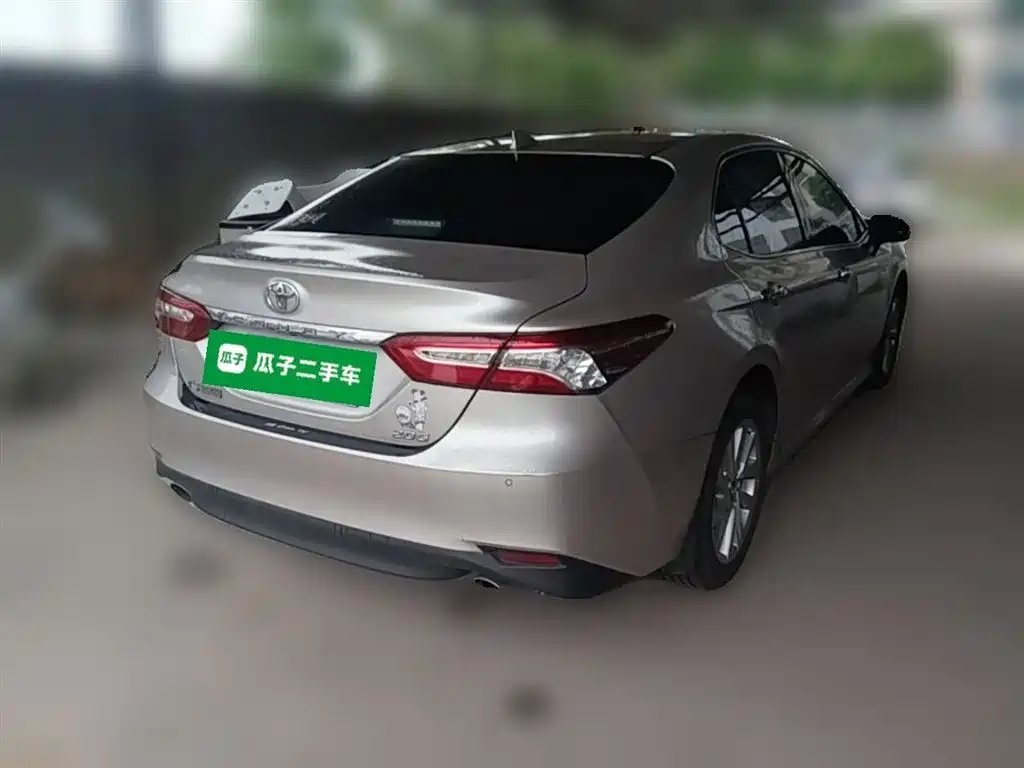 Toyota Camry 2021 2.0G Luxury Edition фото 12