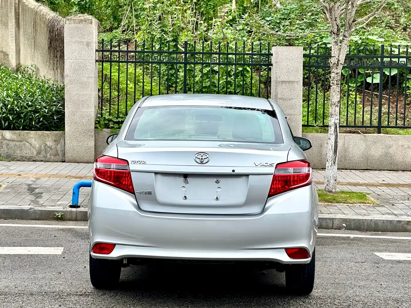Toyota Vios 2016 1.5L Manual Zhi Zhen Xing Yao Edition фото 5