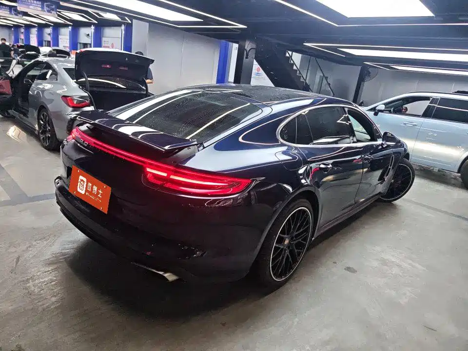 Porsche Panamera 2019 Panamera Executive Long Wheelbase 2.9T фото 3