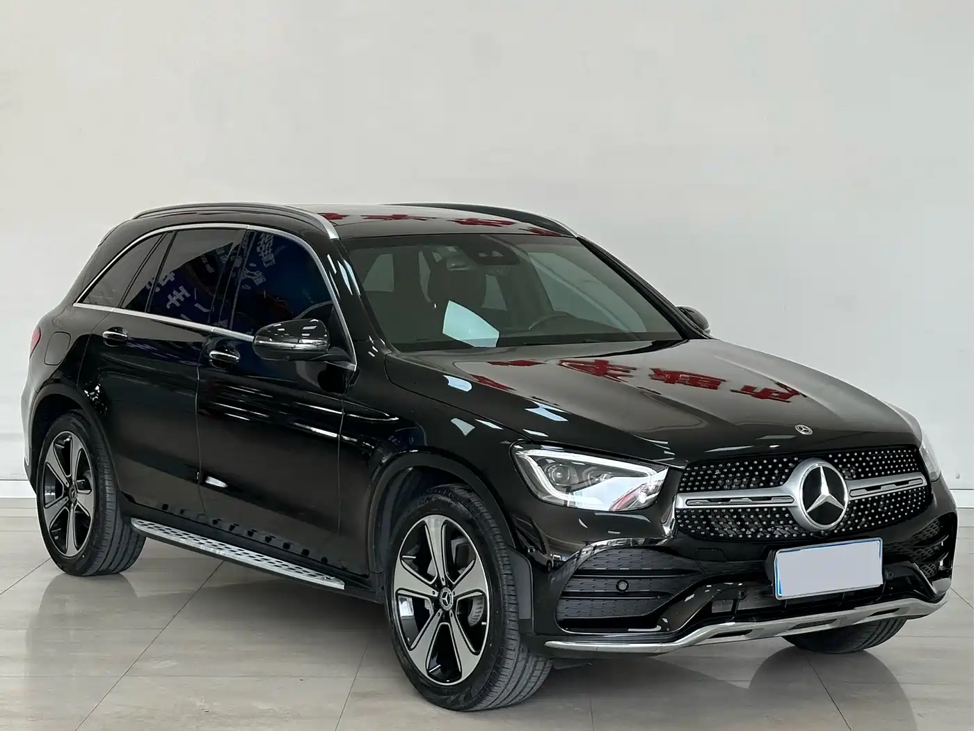 MERCEDES-BENZ GLC