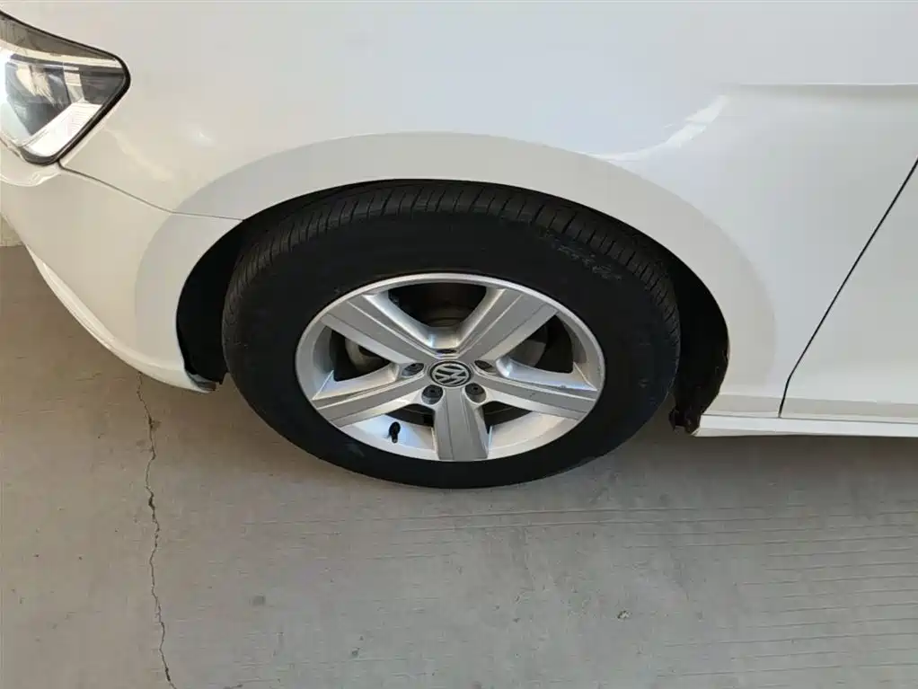 Volkswagen Lamando 2018 230TSI DSG Trend Edition фото 23