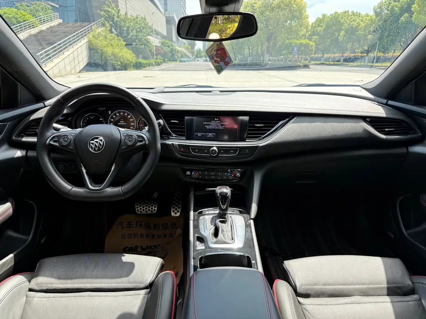 Buick Regal 2017 GS 28T Luxury Type фото 9