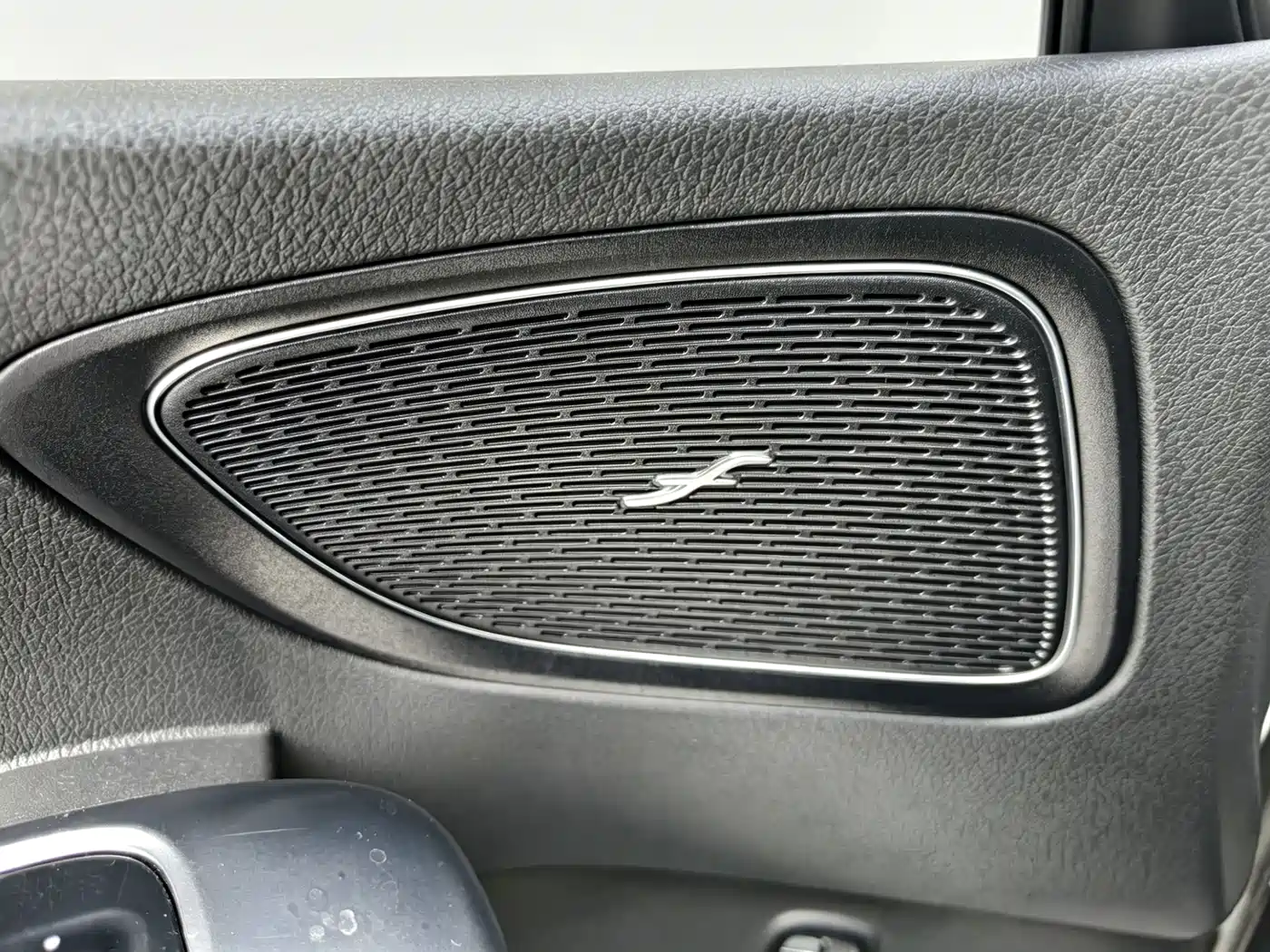 Mercedes-Benz C-Class 2023 C 260 L Sport фото 9