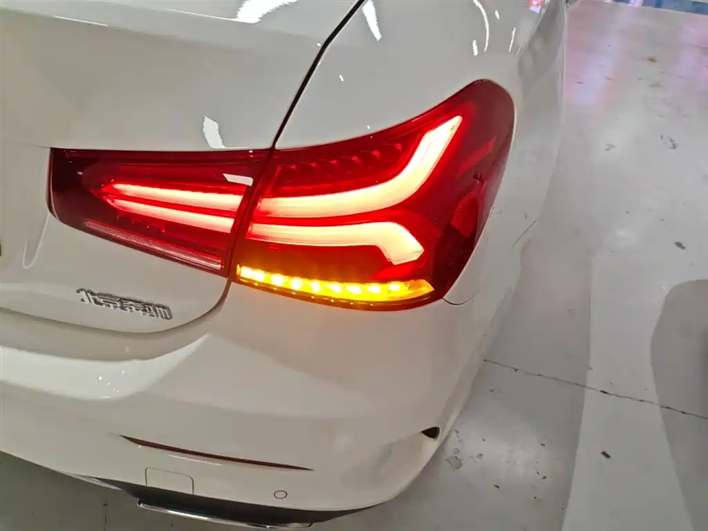 Mercedes-Benz A-Class 2022 Facelift III A 200 L Sport Sedan Fashion фото 8