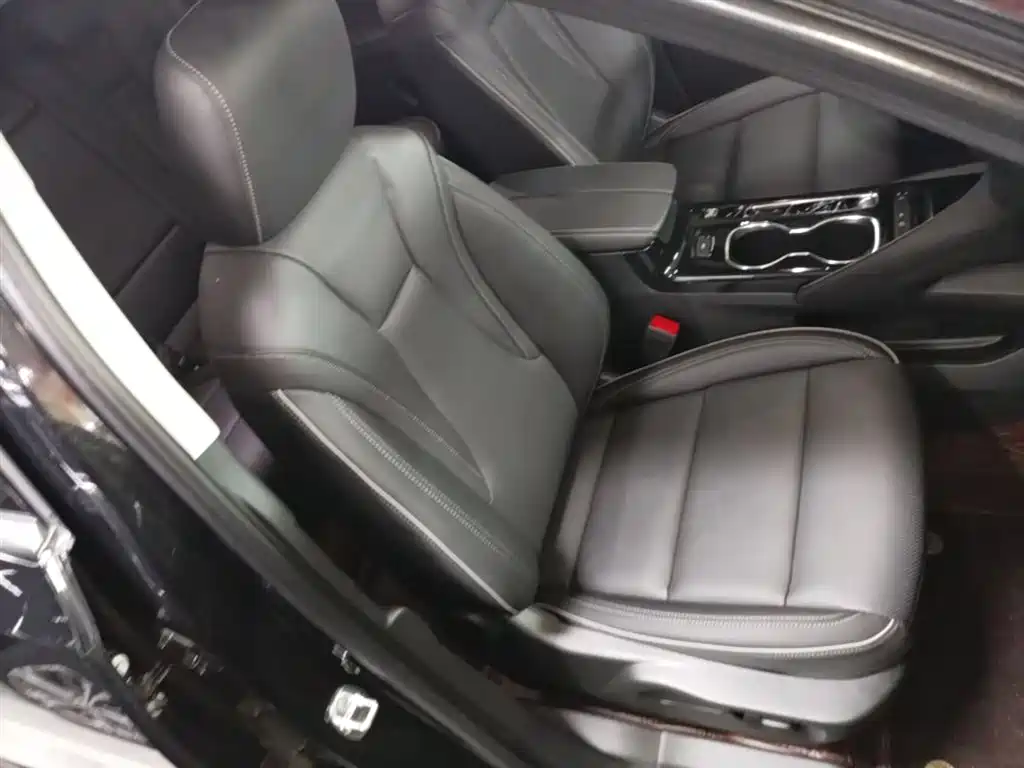 Buick Envision Plus 2023 Enclave Plus 652T 5-Seater Luxury фото 25