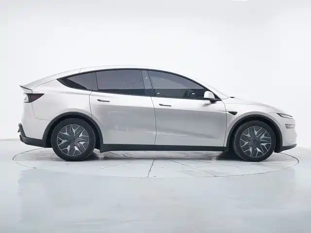 Tesla Model Y L 2025 2025 Facelift Long Range AWD