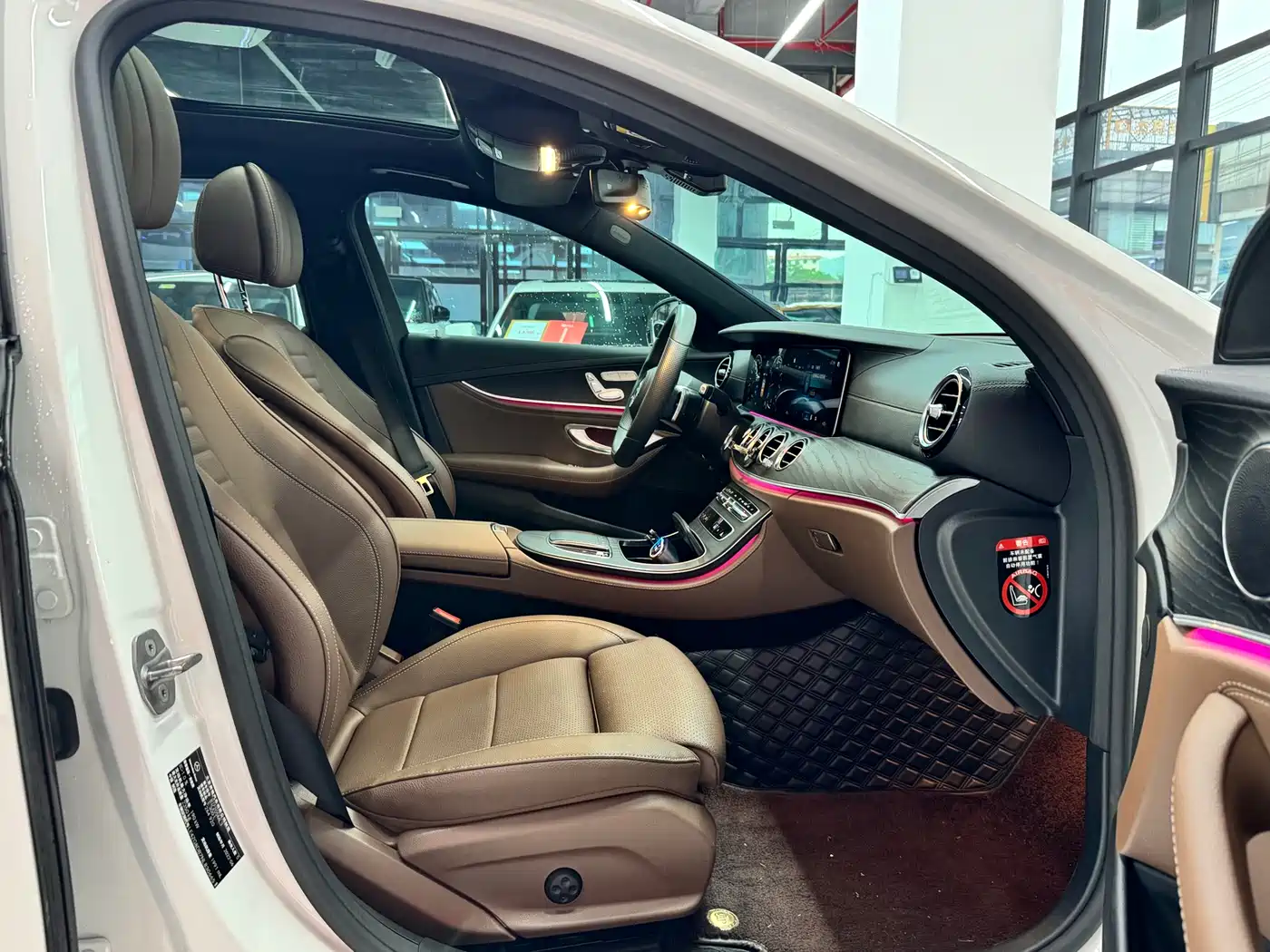 Mercedes-Benz E-Class 2022 Second Facelift E 300 L Sport Fashion фото 8
