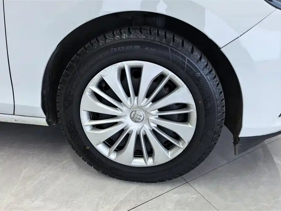 Buick Excelle 2020 15N CVT Elite фото 6